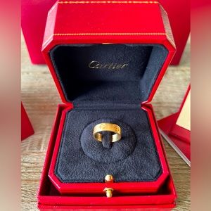 COPY - Cartier 18K yellow gold LOVE ring. 51MM US 5 3/4. Width 5.5mm.
